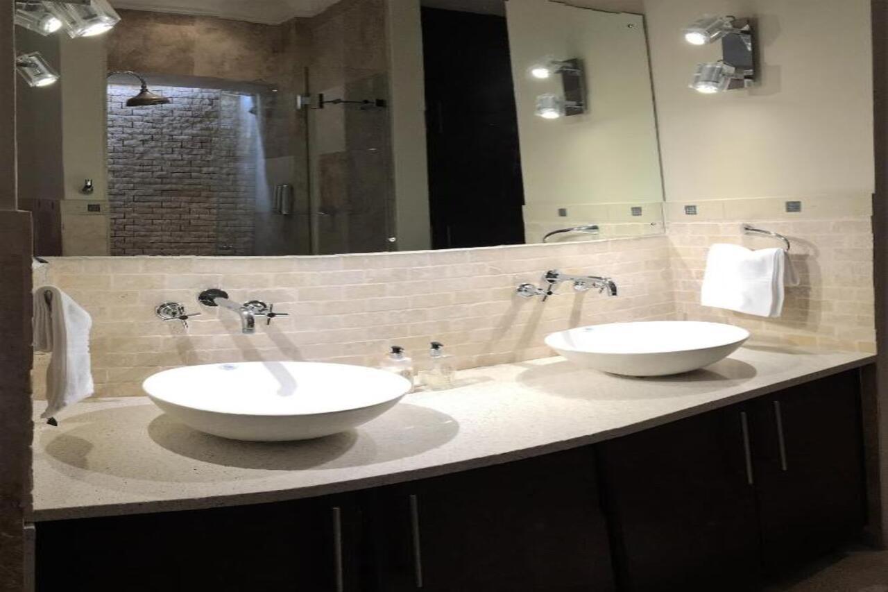 Marine 5 Boutique Hotel Gansbaai Zewnętrze zdjęcie