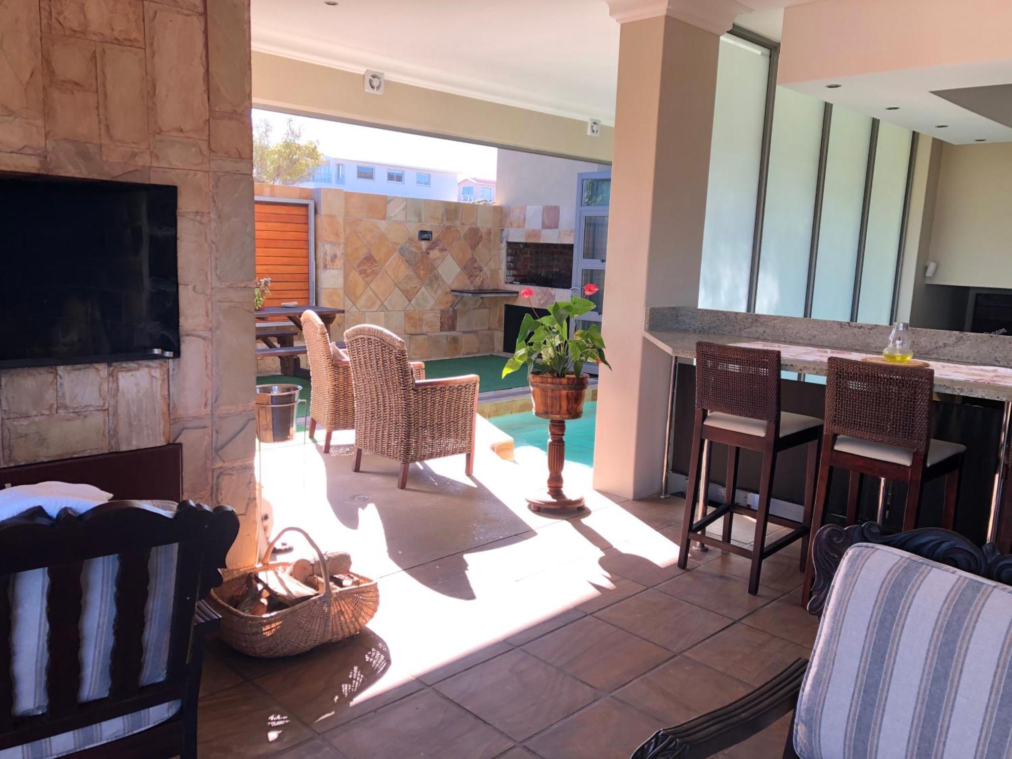 Marine 5 Boutique Hotel Gansbaai Zewnętrze zdjęcie